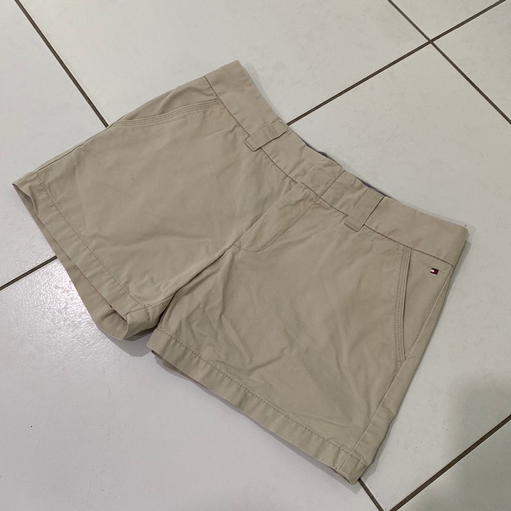 Tommy Hilfiger women’s chino shorts
